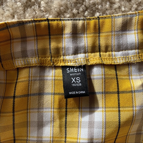 White/Yellow Plaid Skirt 🥇 - Picture 2 of 5